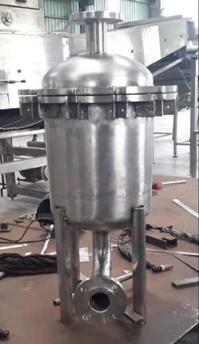 Industrial stainless steel vertical oil filter housing for snack production lines Procon Ventures (OPC) Private Limited